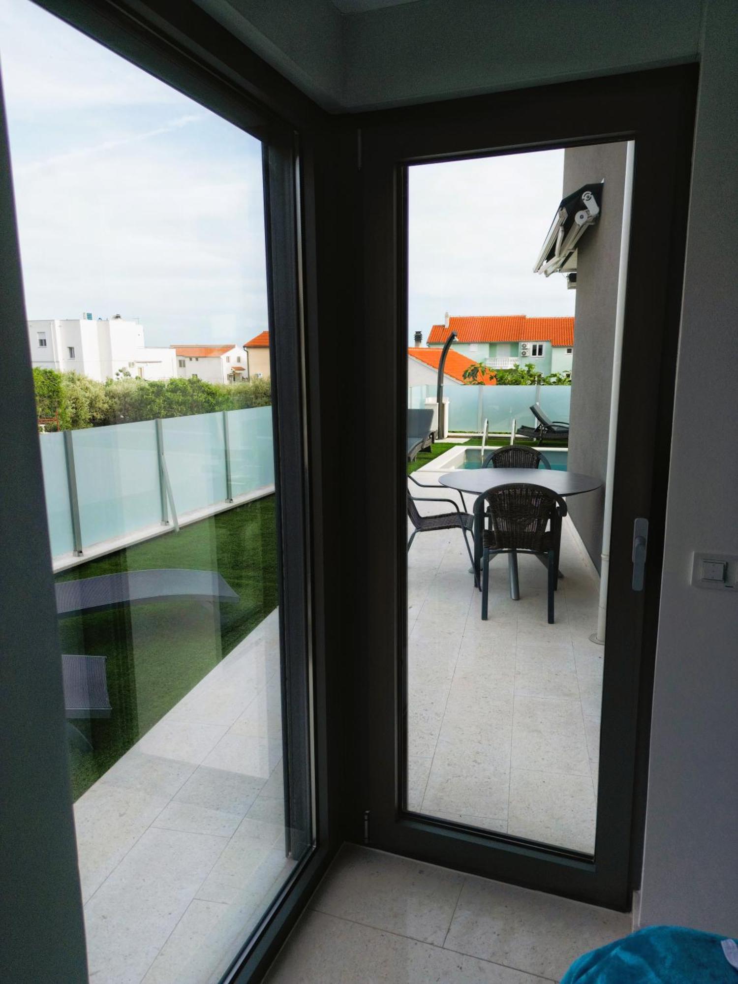 Villa Aliara Pool Apartment Vodice Extérieur photo